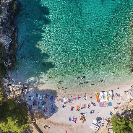 2 Bedroom Stunning In